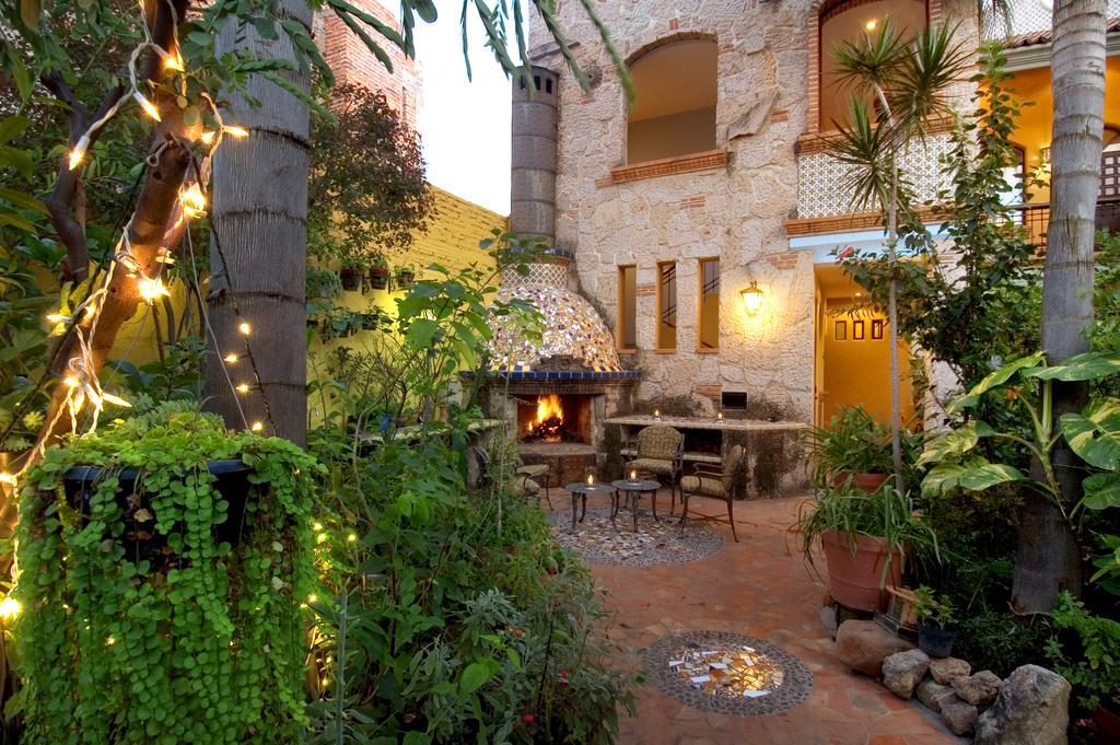 틀라케파케 Casa De Las Flores B&B 외부 사진